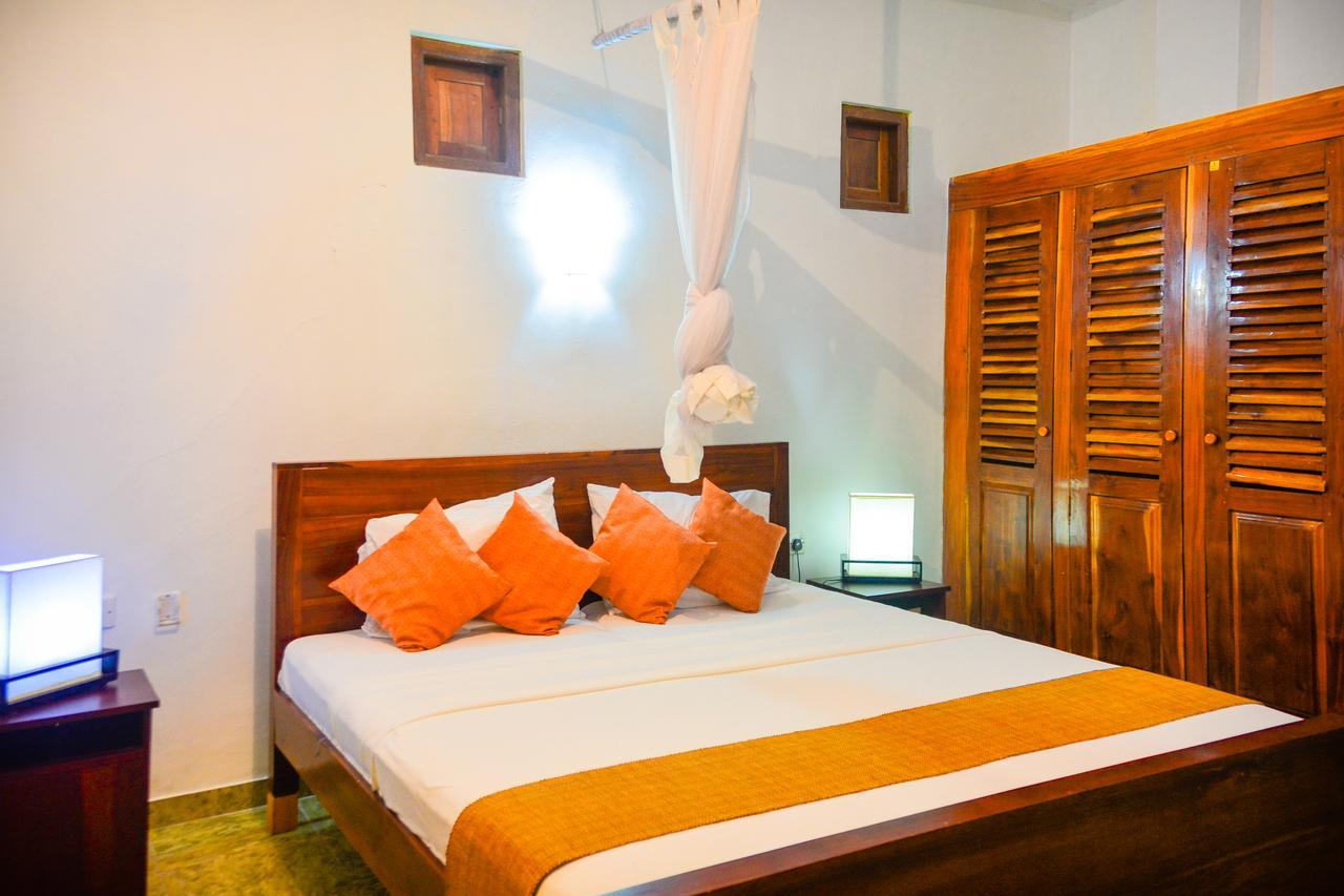 Rainbow Beach Hotel Negombo Dış mekan fotoğraf