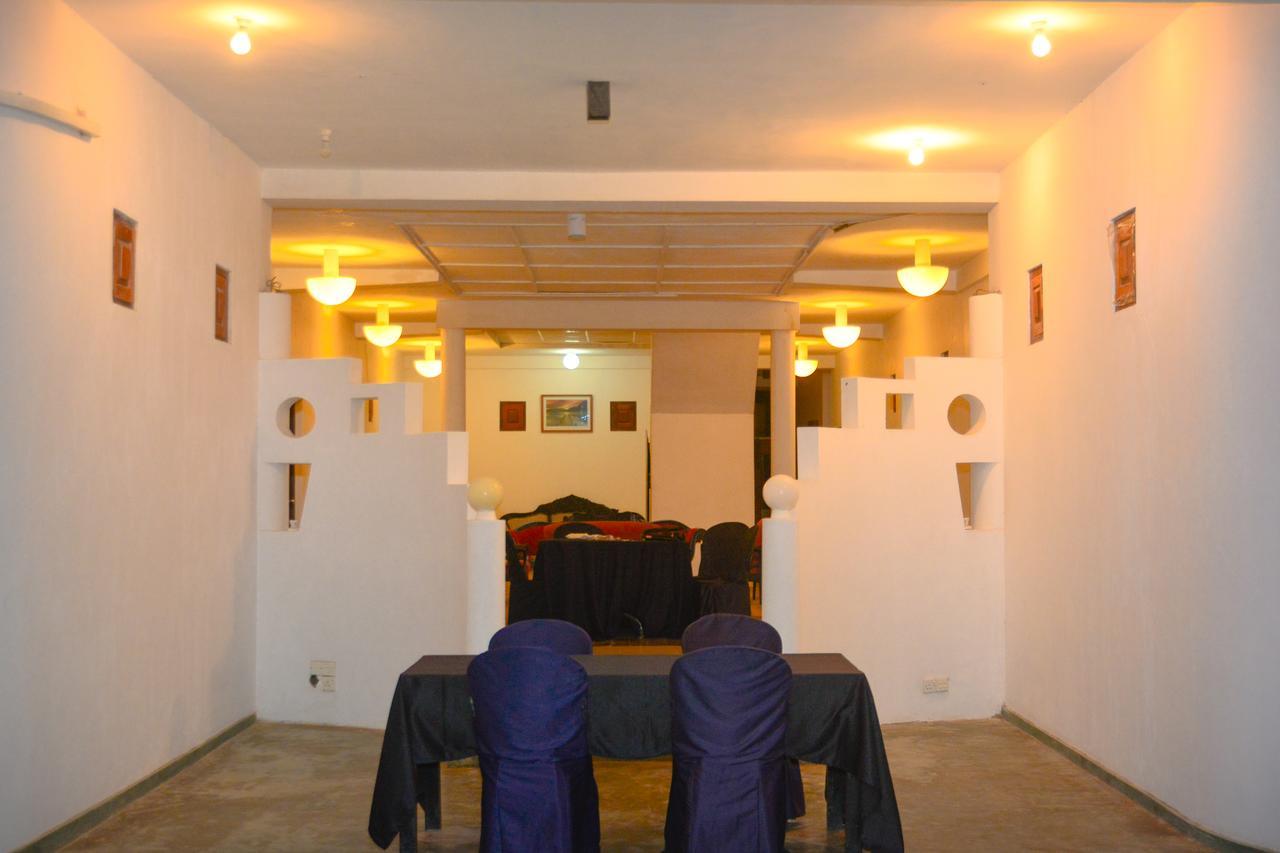 Rainbow Beach Hotel Negombo Dış mekan fotoğraf