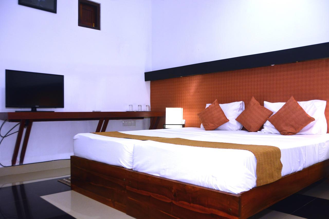 Rainbow Beach Hotel Negombo Dış mekan fotoğraf